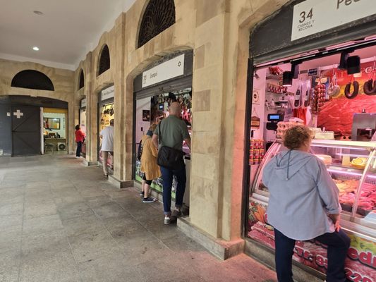Mercado Central de Abastos de Cádiz by null