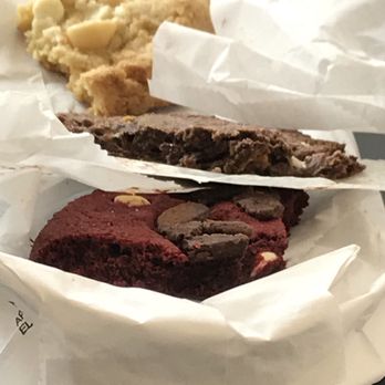 Big Booty Bread - Red velvet, s'mores and white macadamia - Bakeries Near Me - New York, New York