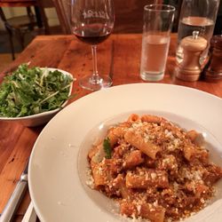 Il Solito Posto - Salad and pasta bolognese