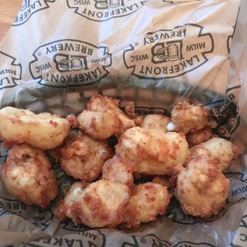Lakefront Brewery - Cheese Curds - Breweries Near Me - Milwaukee, Wisconsin Lakefront Brewery - Cheese Curds - Breweries Near Me - Milwaukee, Wisconsin