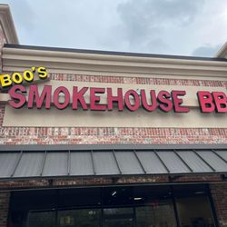 Boo’s Smokehouse Bar-B-Que - Front view