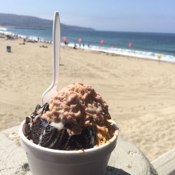 Jade Snow - Make your own! Chocolate snow ice with oreo and frosted flakes toppings drizzled with condensed milk. - Shaved Ice Near Me - Redondo Beach, California Jade Snow - Make your own! Chocolate snow ice with oreo and frosted flakes toppings drizzled with condensed milk. - Shaved Ice Near Me - Redondo Beach, California