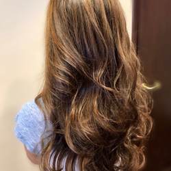 Salon 228 - Gorgeous, natural balayage highlights done by Rosalba.