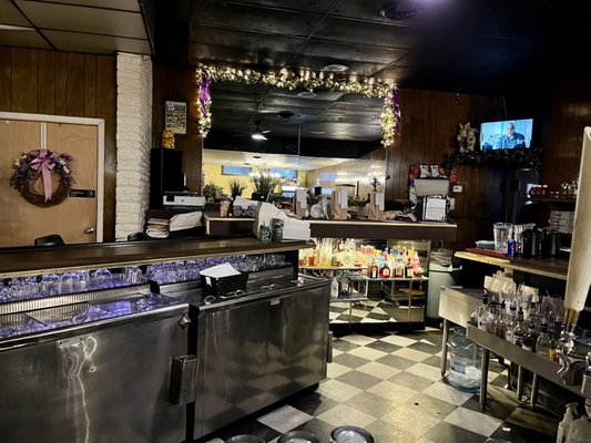 Emil's Lounge by null