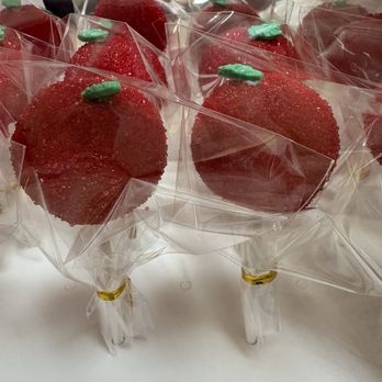 Dulce Treats - Apple cake pops - Desserts Near Me - Pelham, New York Dulce Treats - Apple cake pops - Desserts Near Me - Pelham, New York