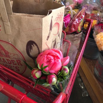 Trader Joe's - Shopping again ! - Grocery Near Me - Sherman Oaks, California
