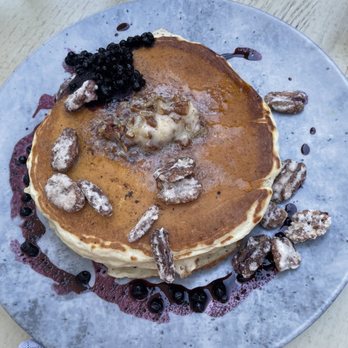 Menlo Tavern - huckleberry pancakes, really good (pecans were a bit over sweet) - Breakfast & Brunch Near Me - Menlo Park, California Menlo Tavern - huckleberry pancakes, really good (pecans were a bit over sweet) - Breakfast & Brunch Near Me - Menlo Park, California