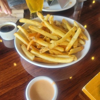 Ola Brew - Hilo - Fries and Bao Bun was so good! - Brewpubs Near Me - Hilo, Hawaii