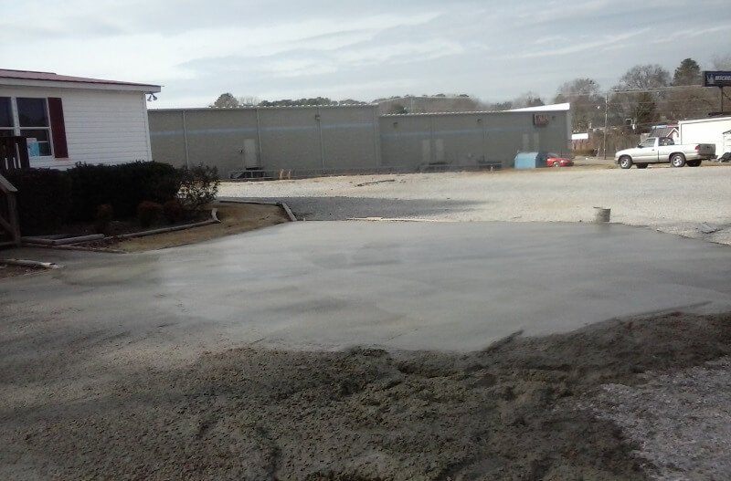 Slide of T & B Concrete & Design