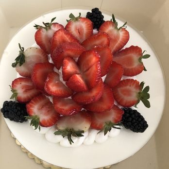D’ange Bakery - Lychee cake - Bakeries Near Me - San Gabriel, California D’ange Bakery - Lychee cake - Bakeries Near Me - San Gabriel, California