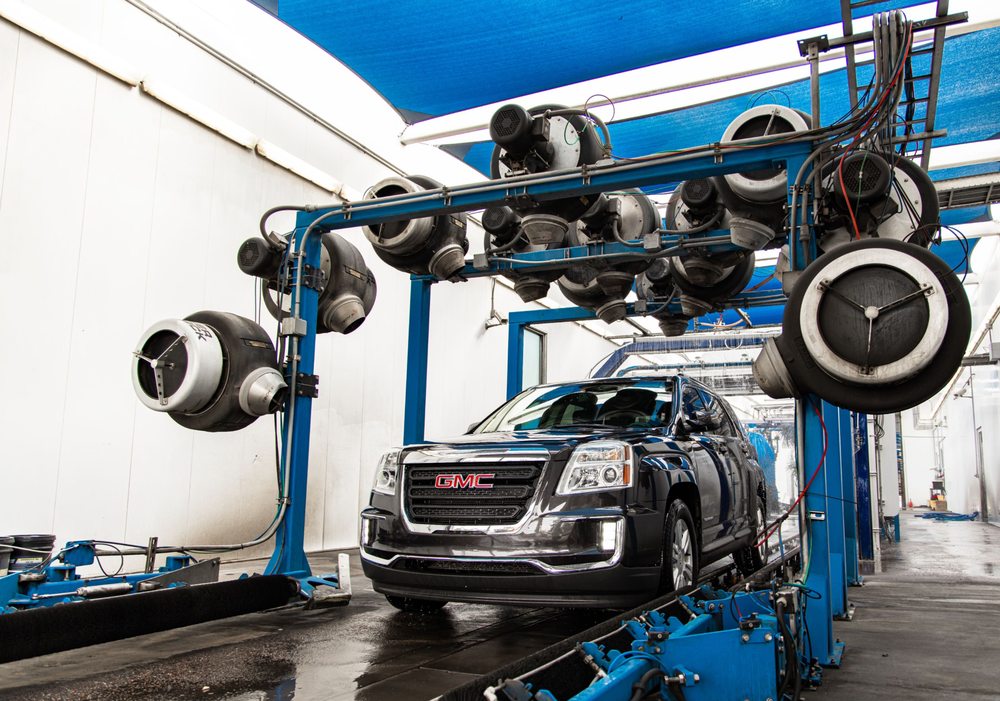 SIERRA EXPRESS CAR WASH Updated October 2024 13 Photos 1490 E