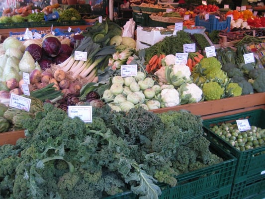 Viktualienmarkt by null