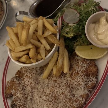 The Esplanade Hotel - Pubs Near Me - St Kilda, VIC