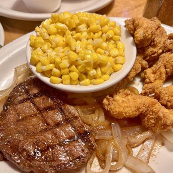 Texas Roadhouse - Chicken Critters- & Sirloin 6oz with a side of Buttered Corn and Green Beans - Steakhouses Near Me - El Paso, Texas Texas Roadhouse - Chicken Critters- & Sirloin 6oz with a side of Buttered Corn and Green Beans - Steakhouses Near Me - El Paso, Texas