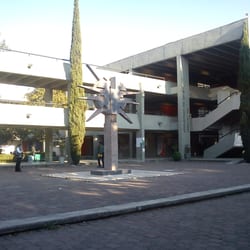 CEI Acatlán-UNAM - Fuente y edificio del CEI Acatlán