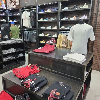 Shiekh - Jordans - Shoe Stores Near Me - Los Angeles, California Shiekh - Jordans - Shoe Stores Near Me - Los Angeles, California