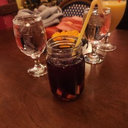 Merengue Restaurant - Sangria, Mango smoothie