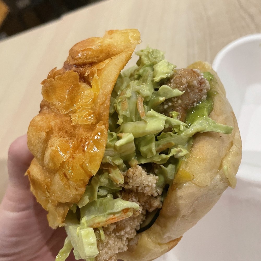 Bopomofo Cafe - Bolo Taiwanese chicken sandwich - Bubble Tea Near Me - San Gabriel, California
