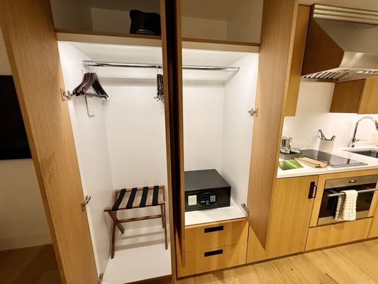 Renaissance Honolulu Hotel & Spa by null