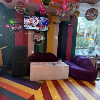 Wonder Bar - Bars Near Me - Austin, Texas