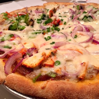 Papa Pancho Pizza - Schezwan paneer and schezwan veggie pizza - Pizza Near Me - Edison, New Jersey