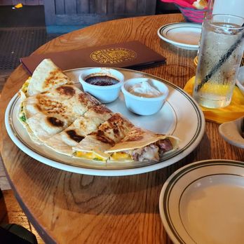 Gulliver's Restaurant - Prime rib quesadilla - American Near Me - Irvine, California