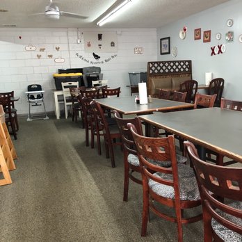 Mawmaw’s Diner - tables and chairs - Southern Near Me - Laceys Spring, Alabama