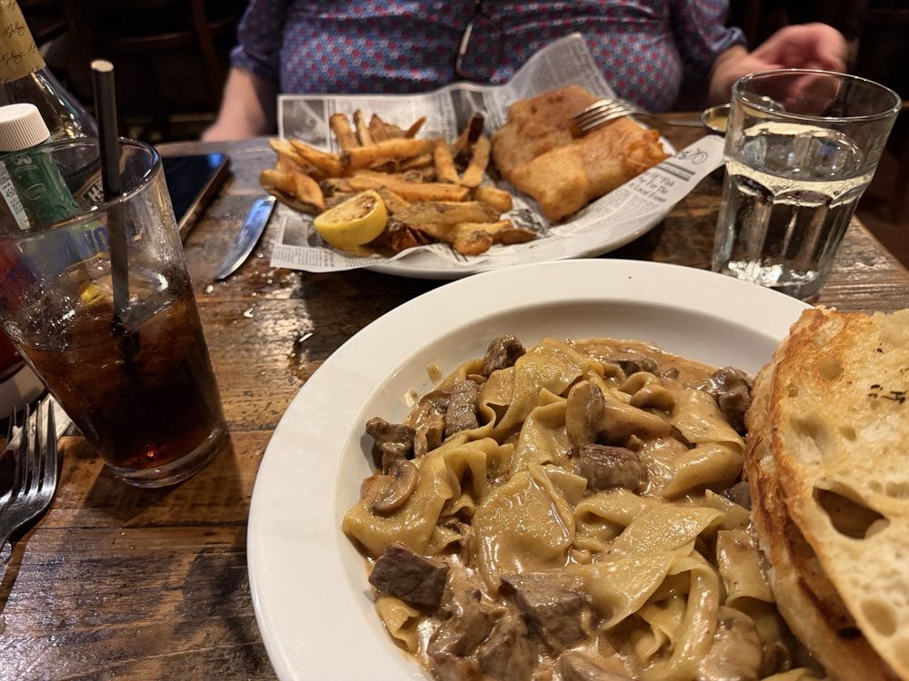 Food from The Queen Vic