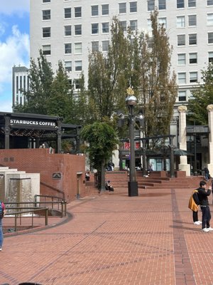 Pioneer Courthouse Square by null