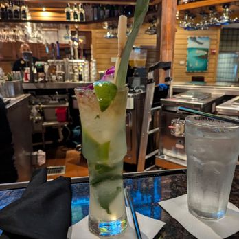 Bahama Breeze - The classic mojito - 11 dollars - Bars Near Me - Orlando, Florida