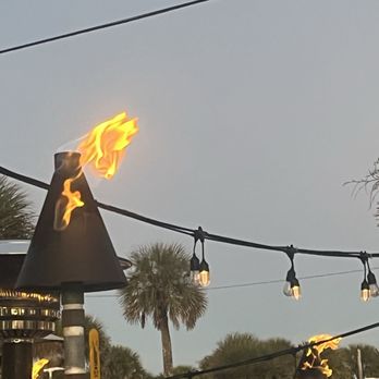 Crabby's Beachside - Seafood Near Me - St Augustine, Florida