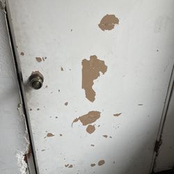 Cheshire Rio Vacation Rentals - Damaged doors