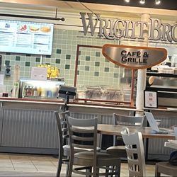 Wright Bros Cafe & Grille - Menu & counter area to place your order