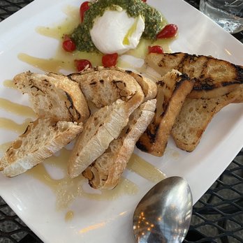 GRATA Italian Eatery - Grata burrata - Italian Near Me - Windsor, California