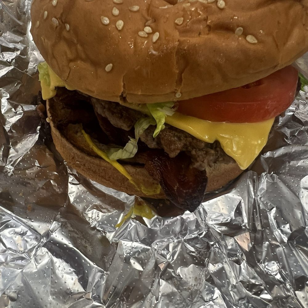Five Guys - Fast Food Near Me - Flagstaff, Arizona