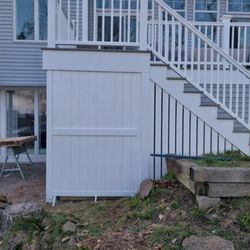 Siggis' Son and Dottirs Remodeling - Outdoor shower. This is a side view of the shower. I made it match the staircase it lives under.