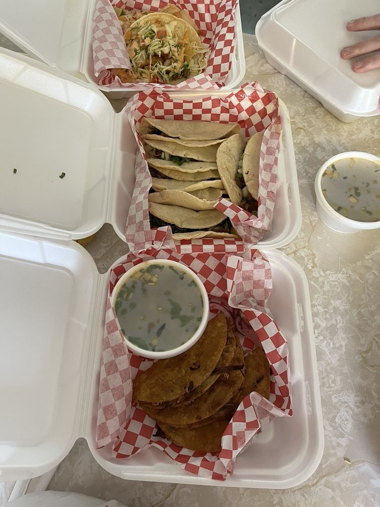CalaKas Tacos & Miches