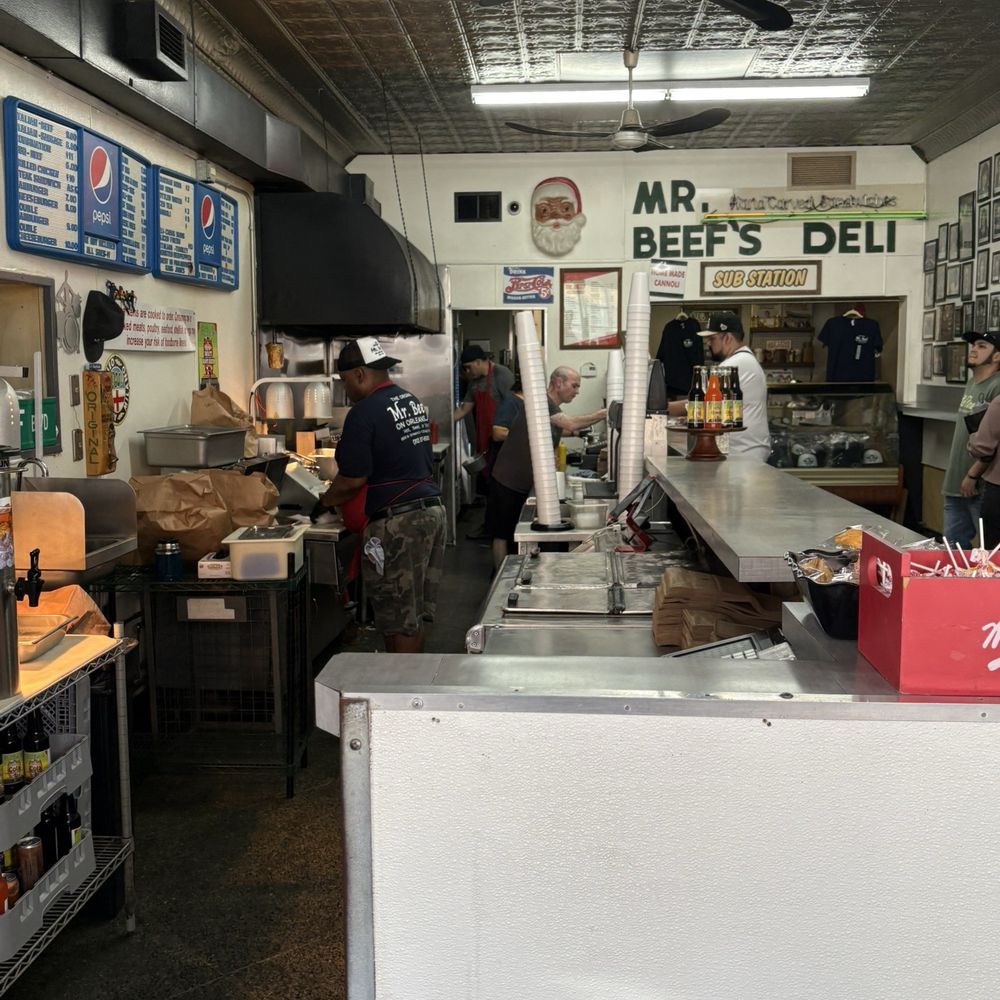 Mr. Beef - Fast Food Near Me - Chicago, Illinois