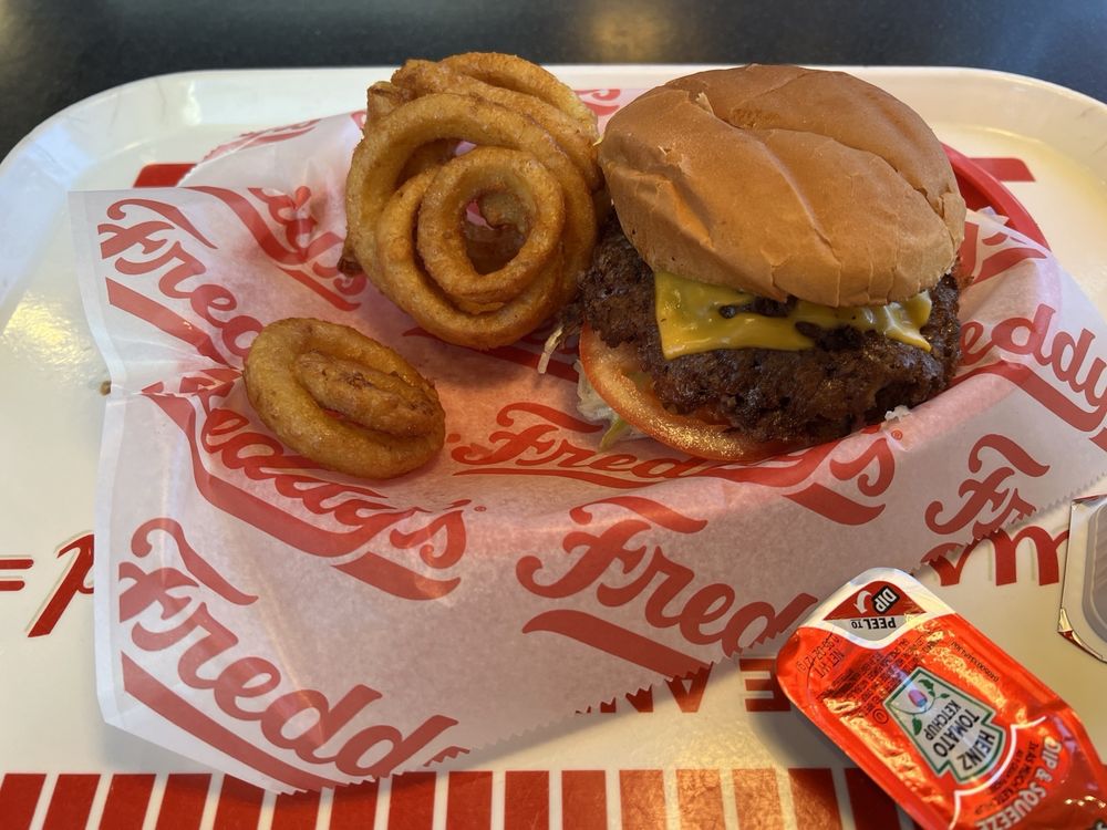 Freddy's Frozen Custard & Steakburgers