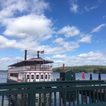 Maplewood Inn & Motel - Lots of fun Autumn things to do nearby! - Hotels Near Me - Casco, Maine Maplewood Inn & Motel - Lots of fun Autumn things to do nearby! - Hotels Near Me - Casco, Maine