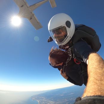 Skydive Surfcity Santa Cruz - Skydiving Near Me - Watsonville, California