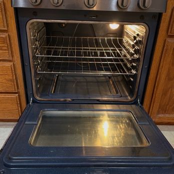 Ama Bella Cleaning - Oven - Home Cleaning Near Me - Los Banos, California Ama Bella Cleaning - Oven - Home Cleaning Near Me - Los Banos, California