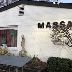 Massa's - Outside