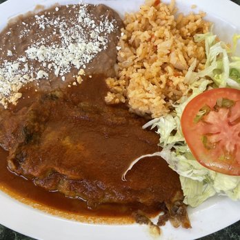 La Que Si Llena - Chile Relleno - Mexican Near Me - Los Angeles, California La Que Si Llena - Chile Relleno - Mexican Near Me - Los Angeles, California