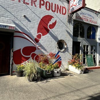 Red Hook Lobster Pound - Outside of the building - super cute! - Seafood Near Me - Brooklyn, New York
