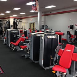 Snap Fitness - Brawley - Selectorized machines
