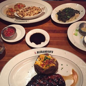 J. Alexander's - Crab cakes, steak, and sides - New American Near Me - Atlanta, Georgia