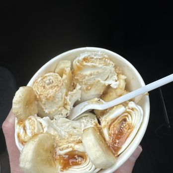 Crepe & Creme - Ice Cream & Frozen Yogurt Near Me - Cookeville, Tennessee