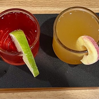 Eggs Up Grill - Mimosa Flights with orange, cranberry, peach, strawberry lemonade drinks and my fav was the traditional orange mimosa. - Breakfast & Brunch Near Me - Summerville, South Carolina