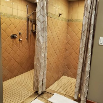 Ho'ala Salon and Spa - Showers with aveda shampoo, conditioner and body wash. - Day Spas Near Me - Honolulu, Hawaii Ho'ala Salon and Spa - Showers with aveda shampoo, conditioner and body wash. - Day Spas Near Me - Honolulu, Hawaii